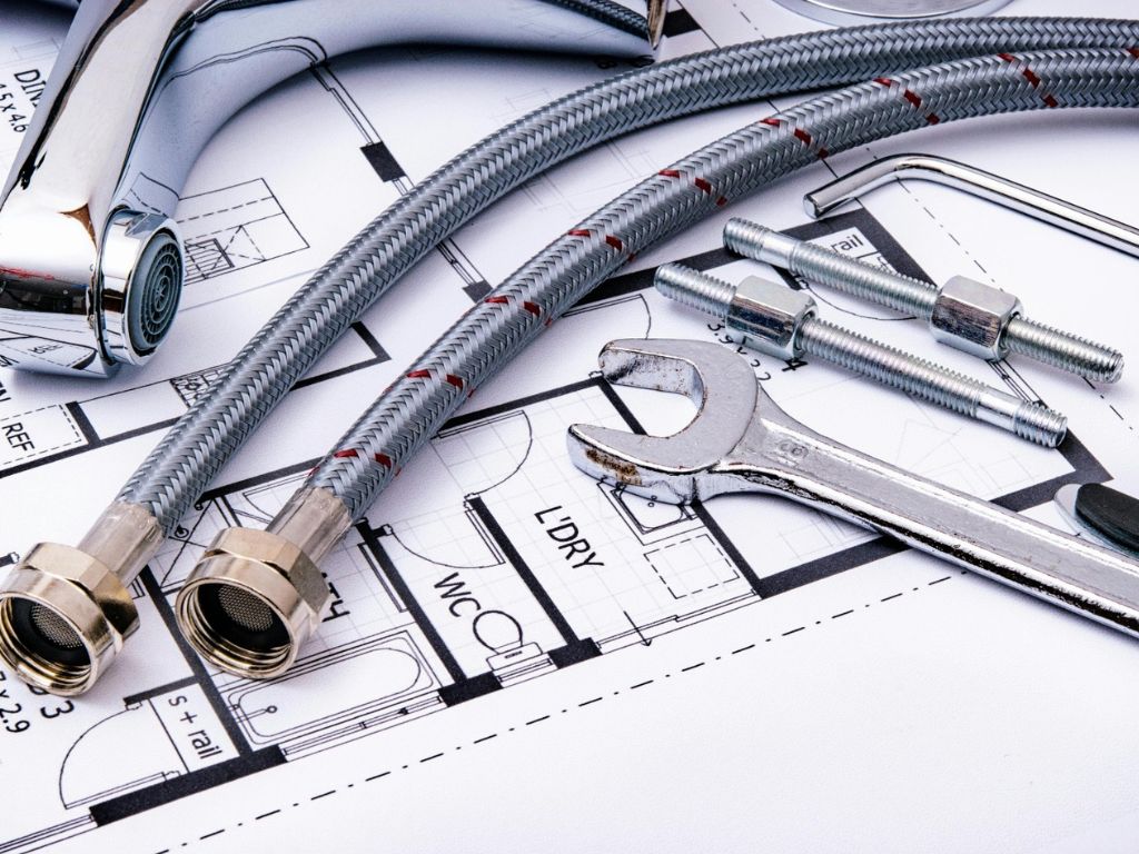 finalização de banheiros e cozinhas